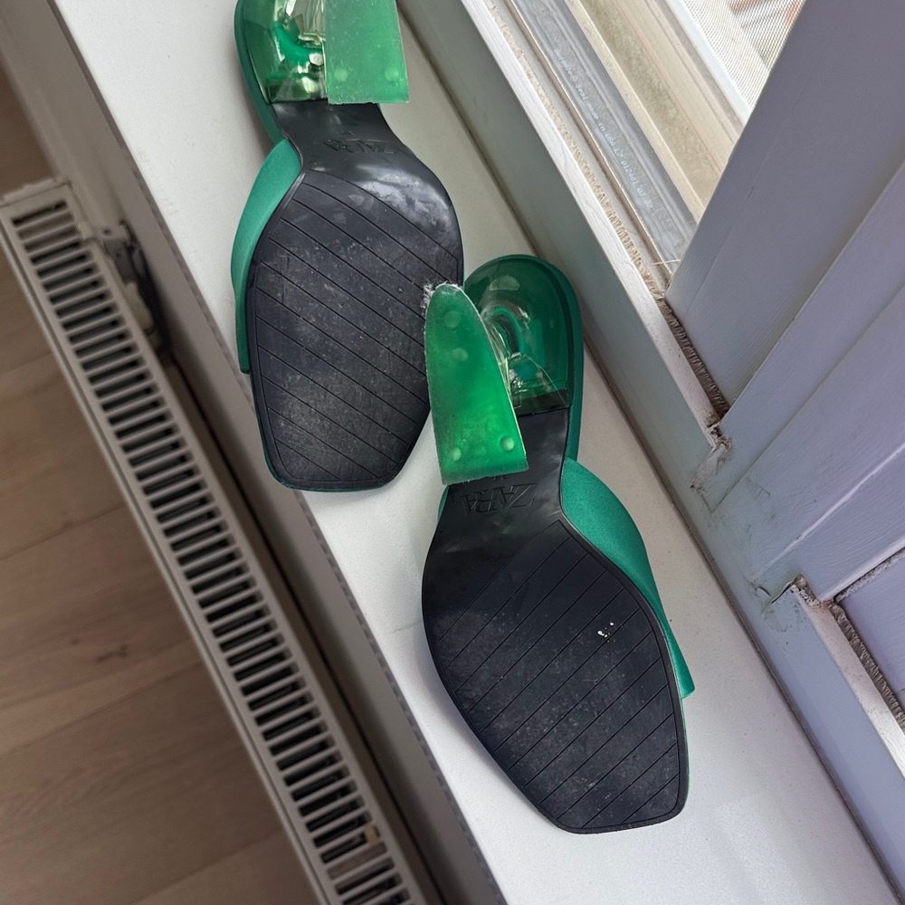 Zara Emerald Green Women's Mules - Picture 2 of 3